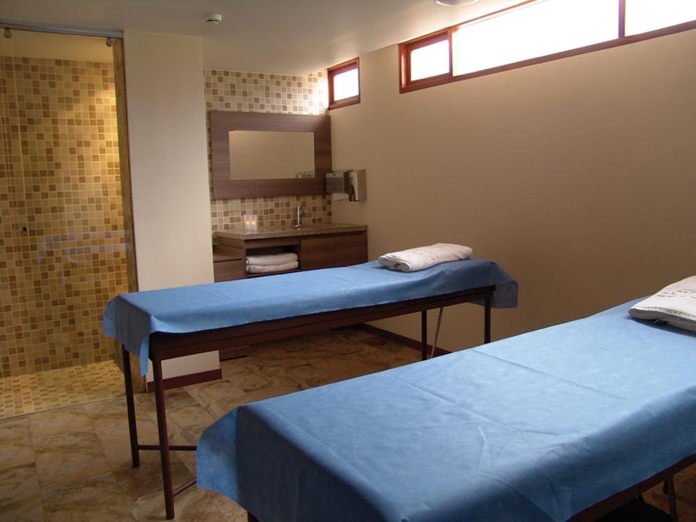 Estelar Paipa Hotel Spa & Y Centro De Convenciones Exterior foto A treatment room at the spa