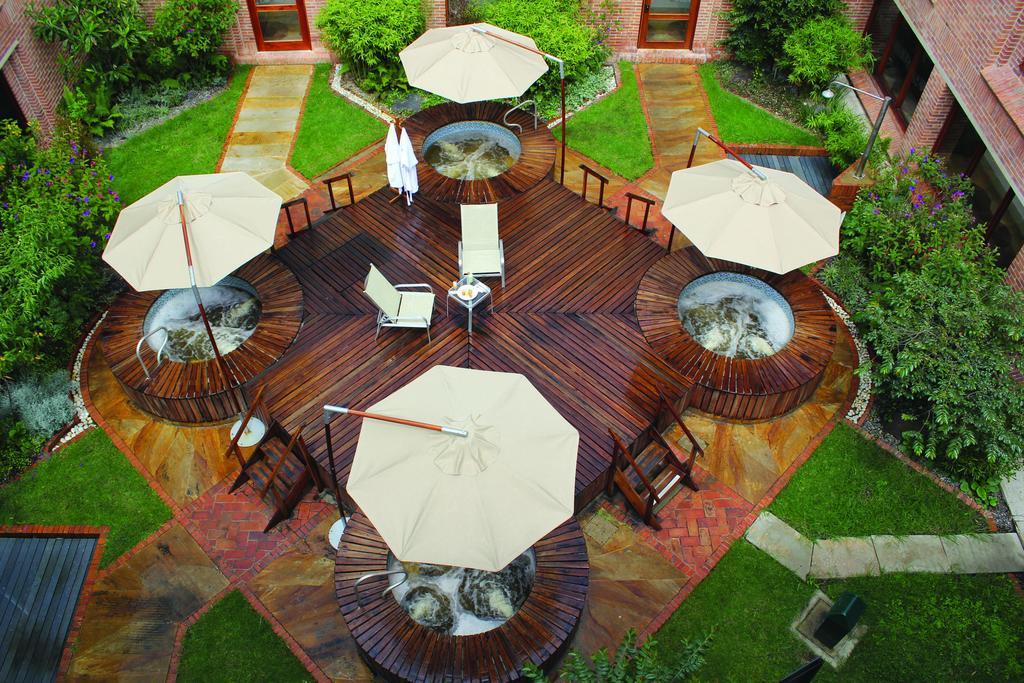 Estelar Paipa Hotel Spa & Y Centro De Convenciones Einrichtungen foto The courtyard of the hotel